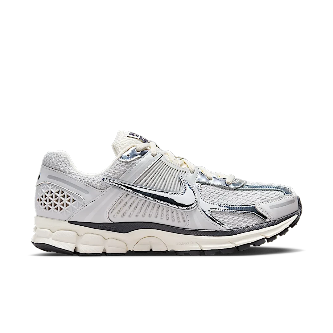 Nike Zoom Vomero 5 Chrome