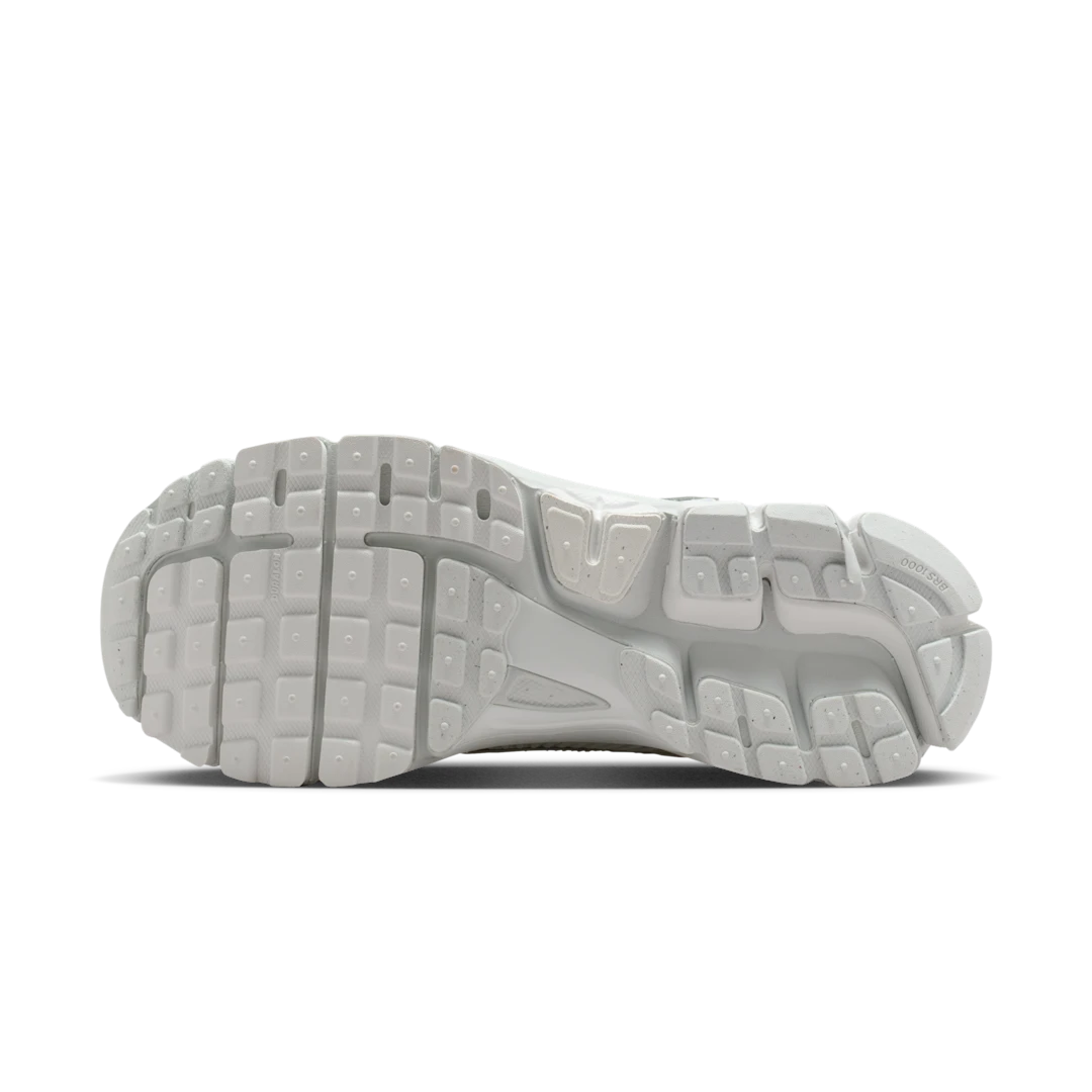 Nike Zoom Vomero 5 Pure Platinum Celestine Blue